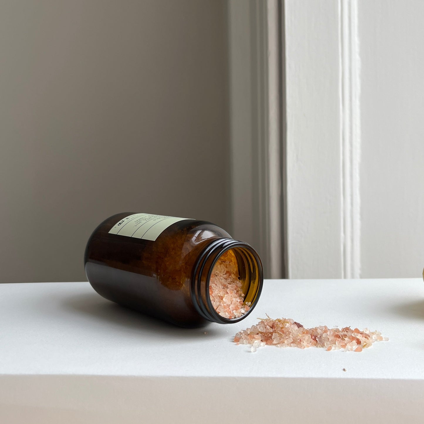 English Lavender & Jojoba Oil Botanical Bath Salts