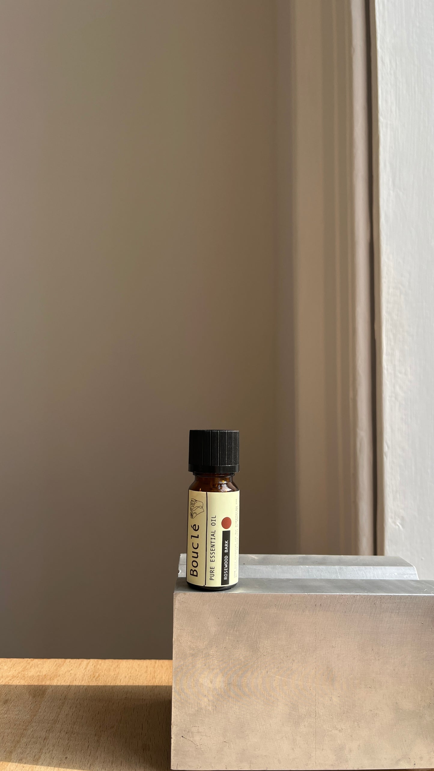 Rosewood Bark Pure Essential Oil