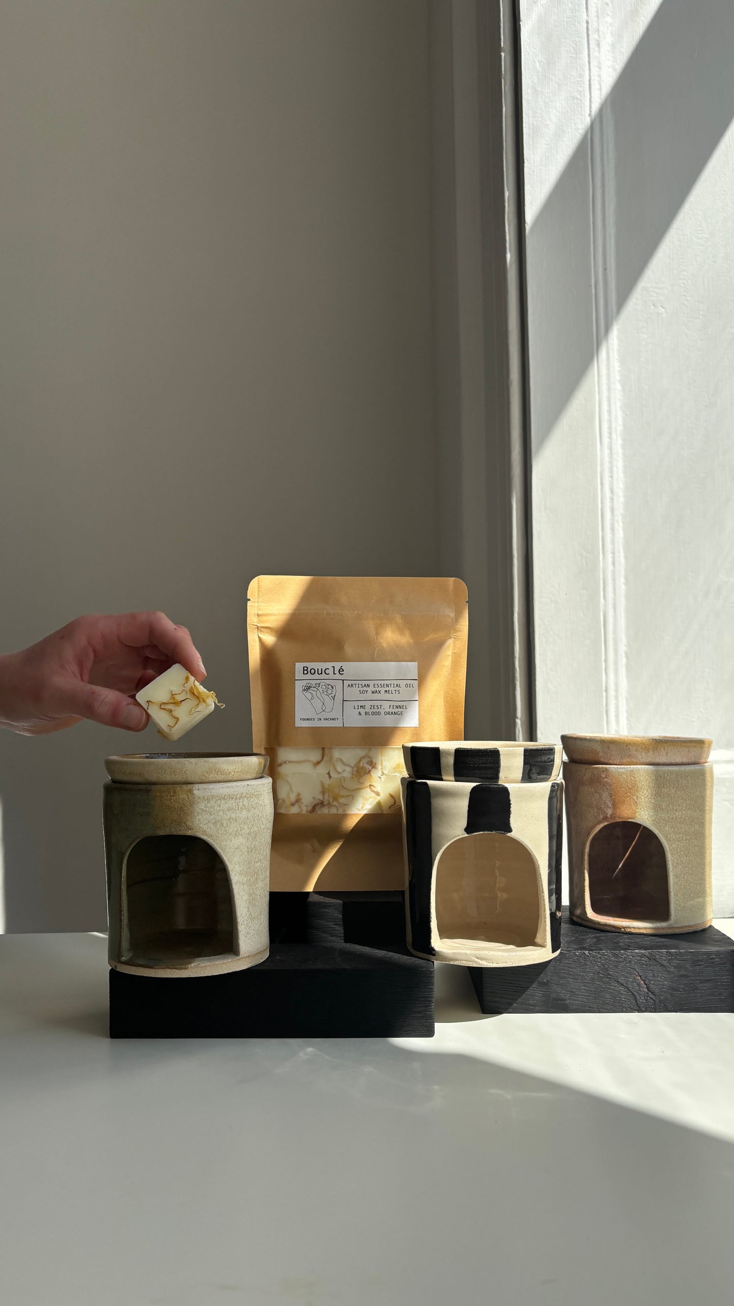 Stripe Ceramic Wax Burner with Essential Oil Wax Melts Gift Bundle