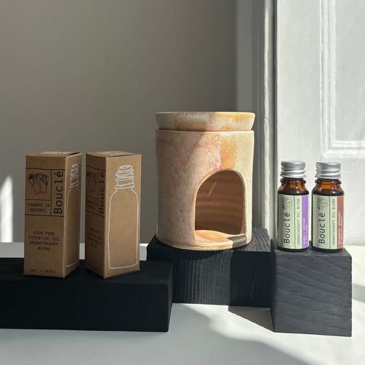 Dunes Ceramic Oil Burner with Essential Oil Blends (Charlotte Manser x Bouclé)
