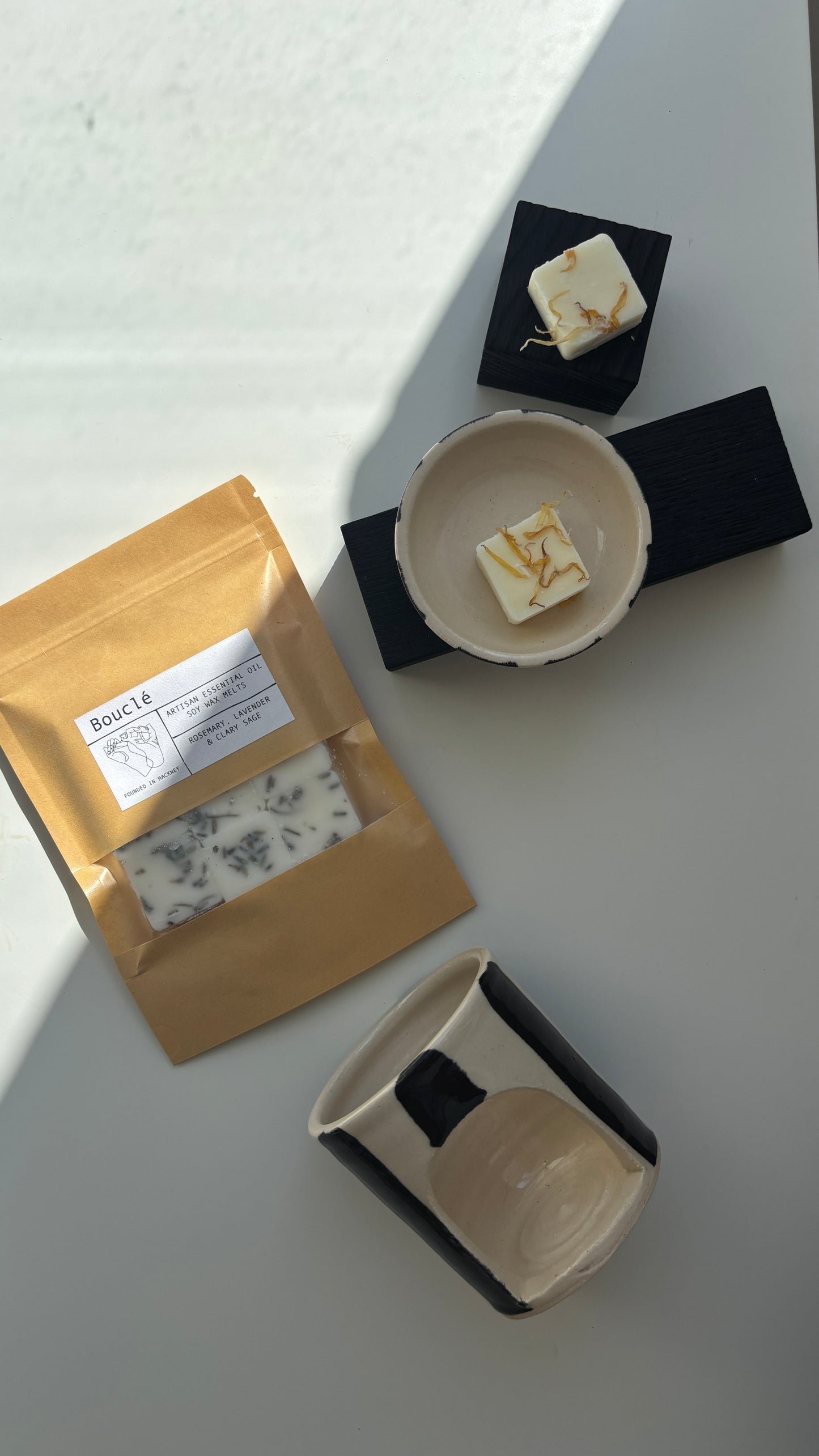 Stripe Ceramic Wax Burner with Essential Oil Wax Melts Gift Bundle