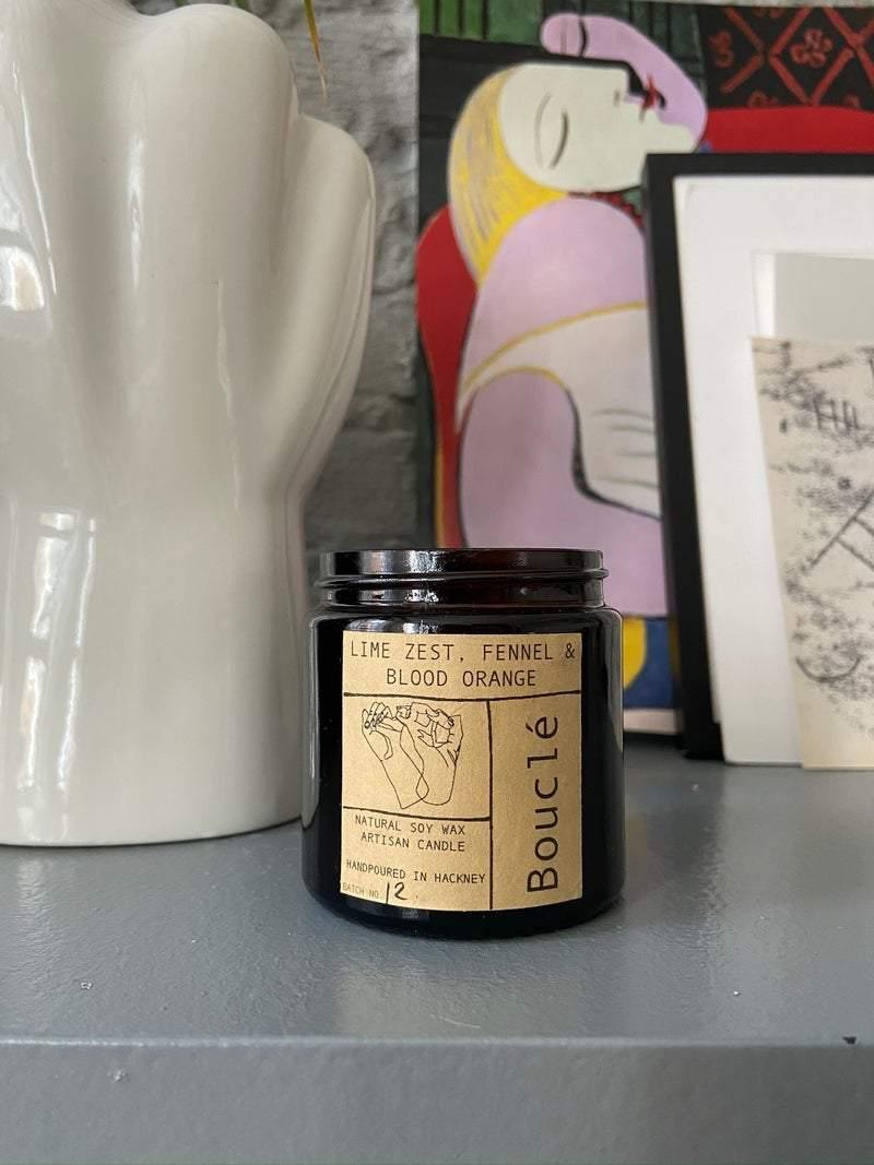 Summer scented candle with fresh fennel & aromatic and energising citrus essential oil aromas. Made with soy wax in London.