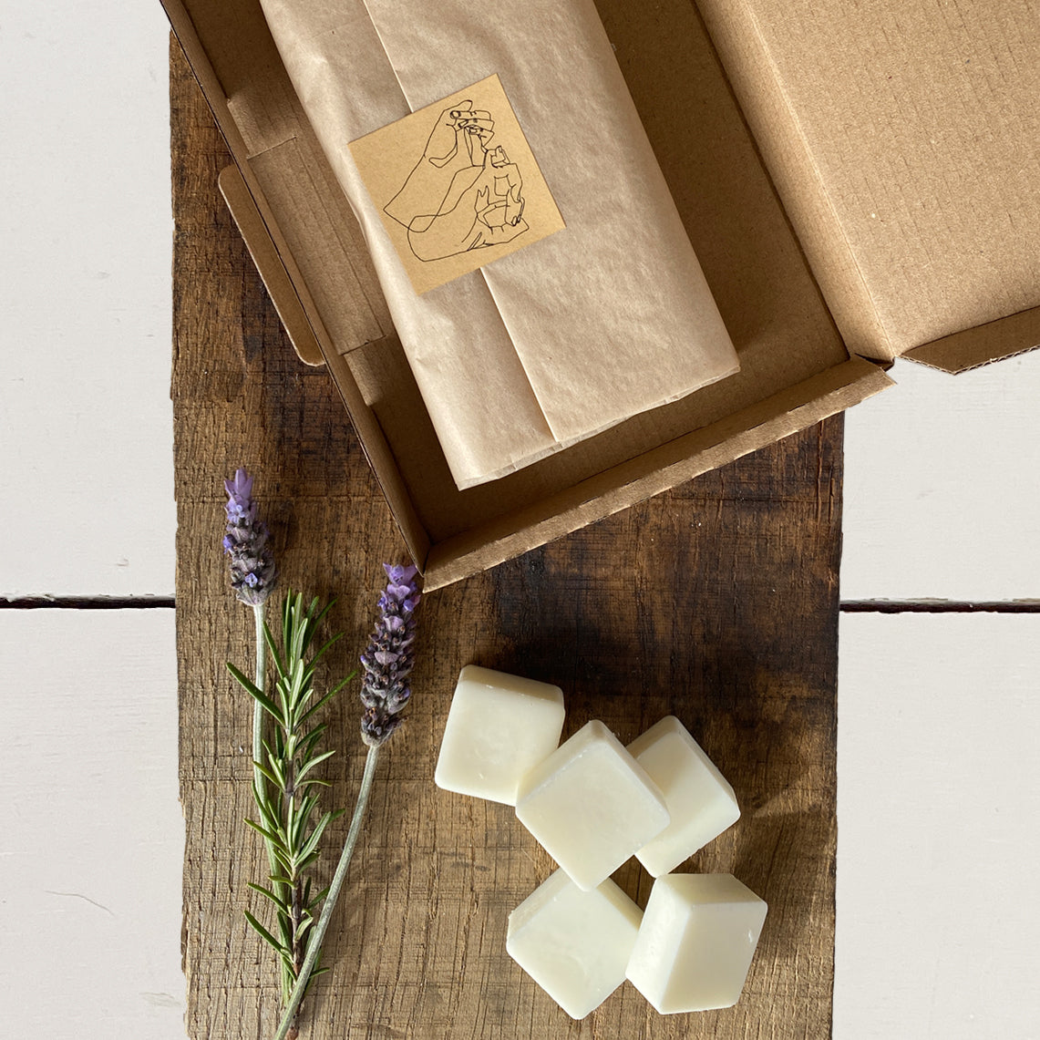 Bouclé London all natural essential oil soy wax melts in gift set packaging